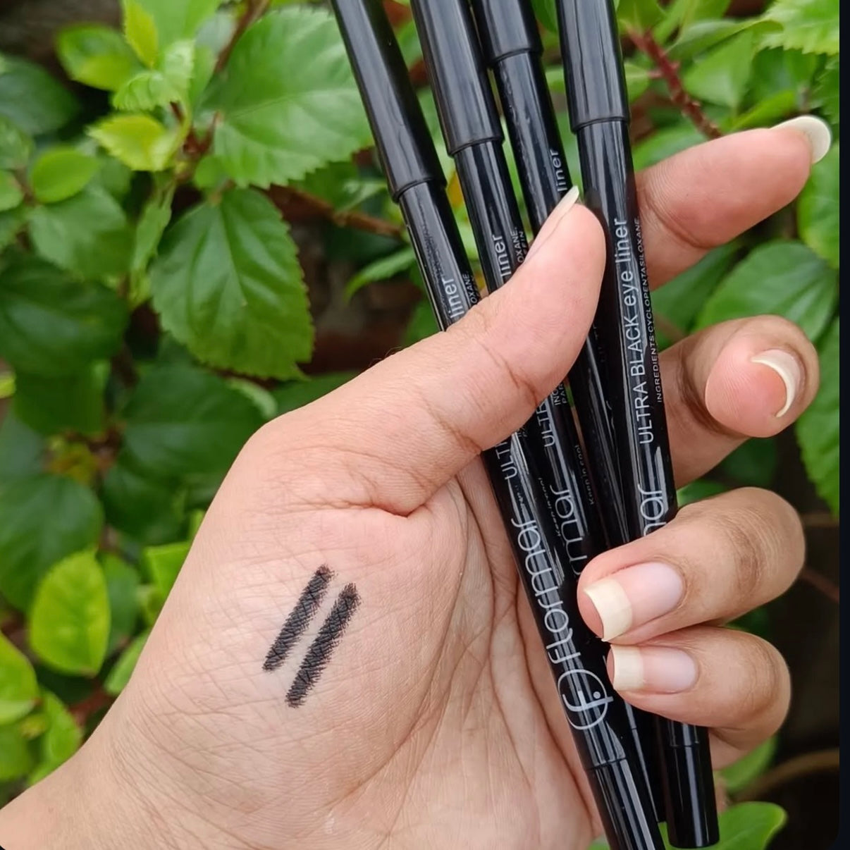 Flormar Kajal – Dark Black (Sharpen & Use)