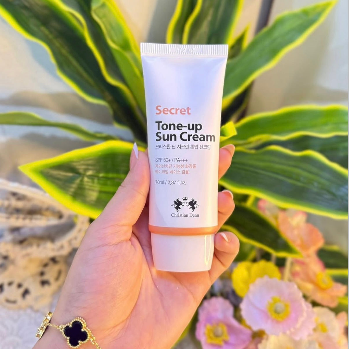 Secret Tone Up Sunscreen SPF 50+ _ 70 ml