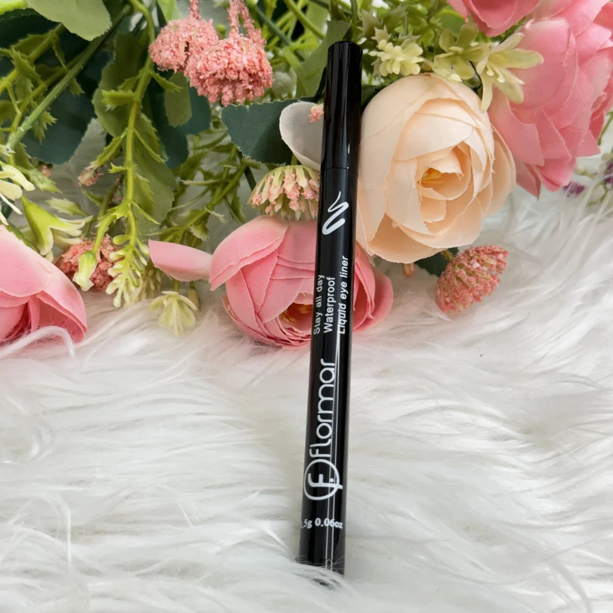 Flormar 100% Waterproof Eyeliner – Long-Lasting Precision Liner