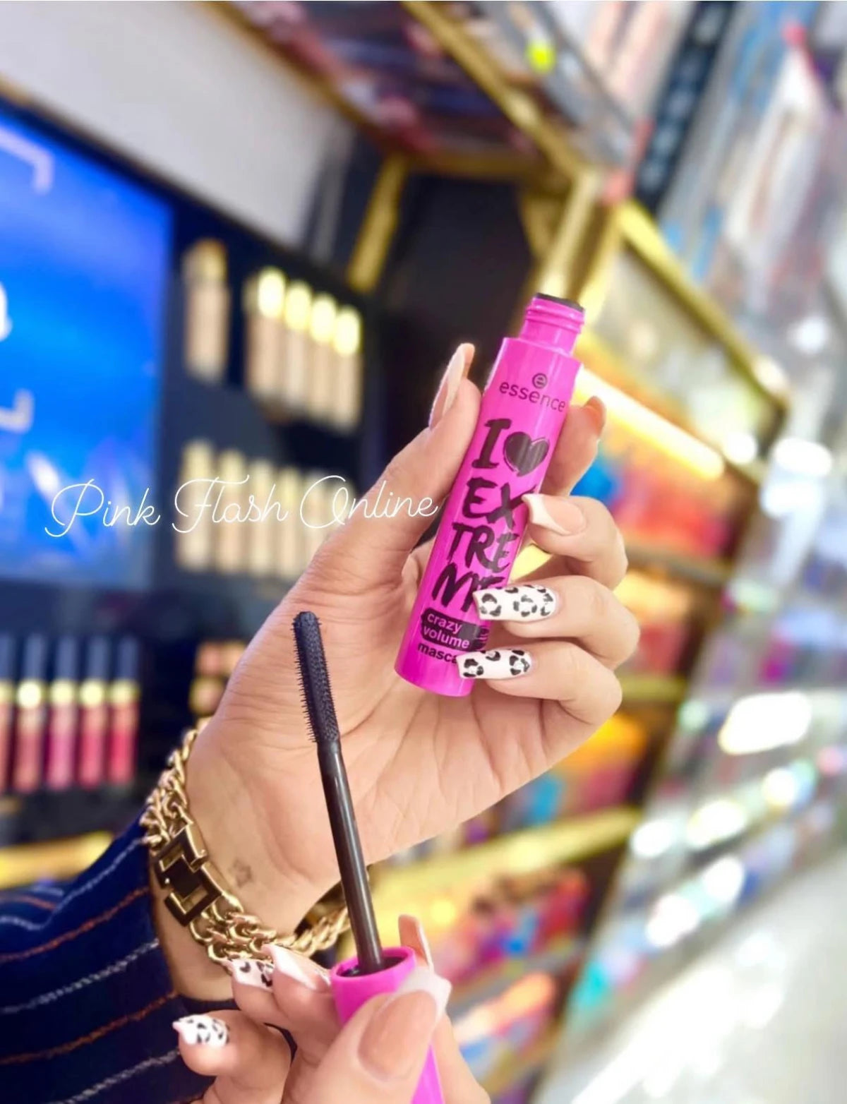 Essence I Love Extreme Mascara 1pc (Made in Italy)