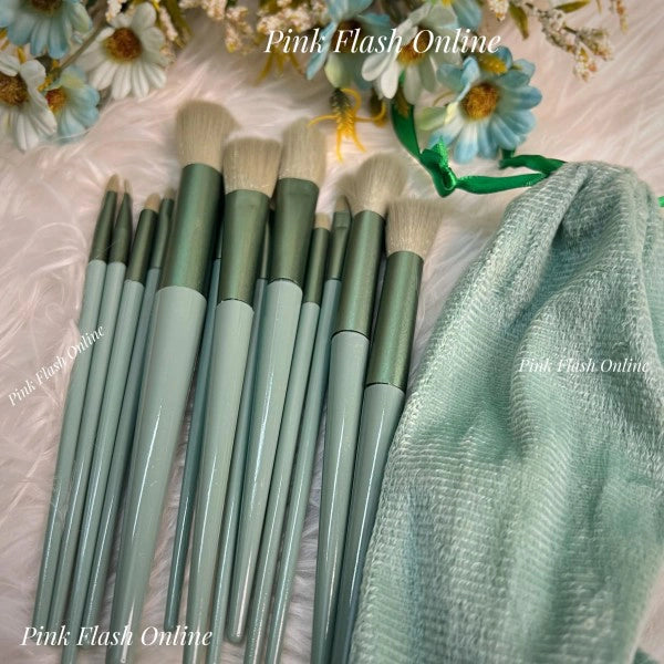 Maange 13 Pcs Brush Set With Free Bag